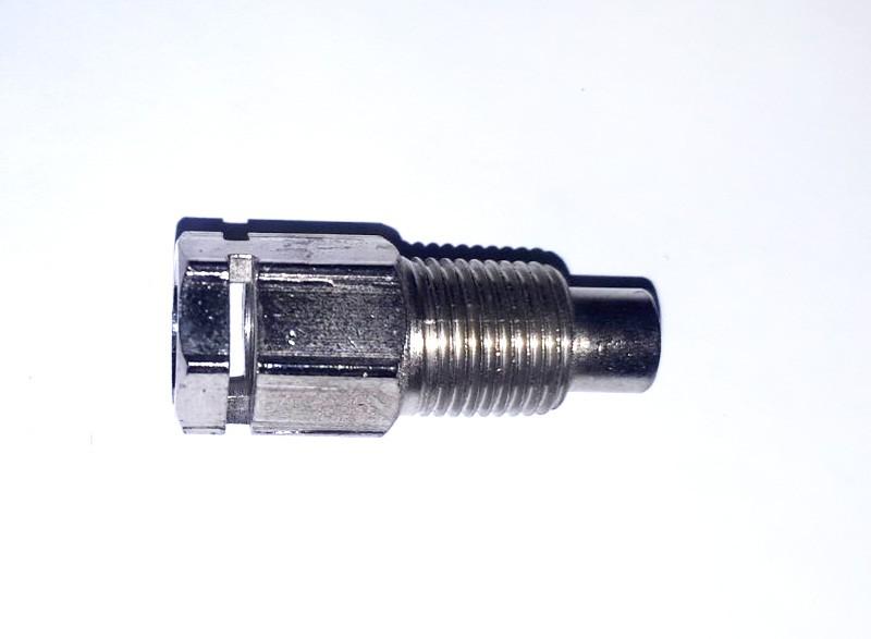 11008823 Металічний перехідник на три виходи